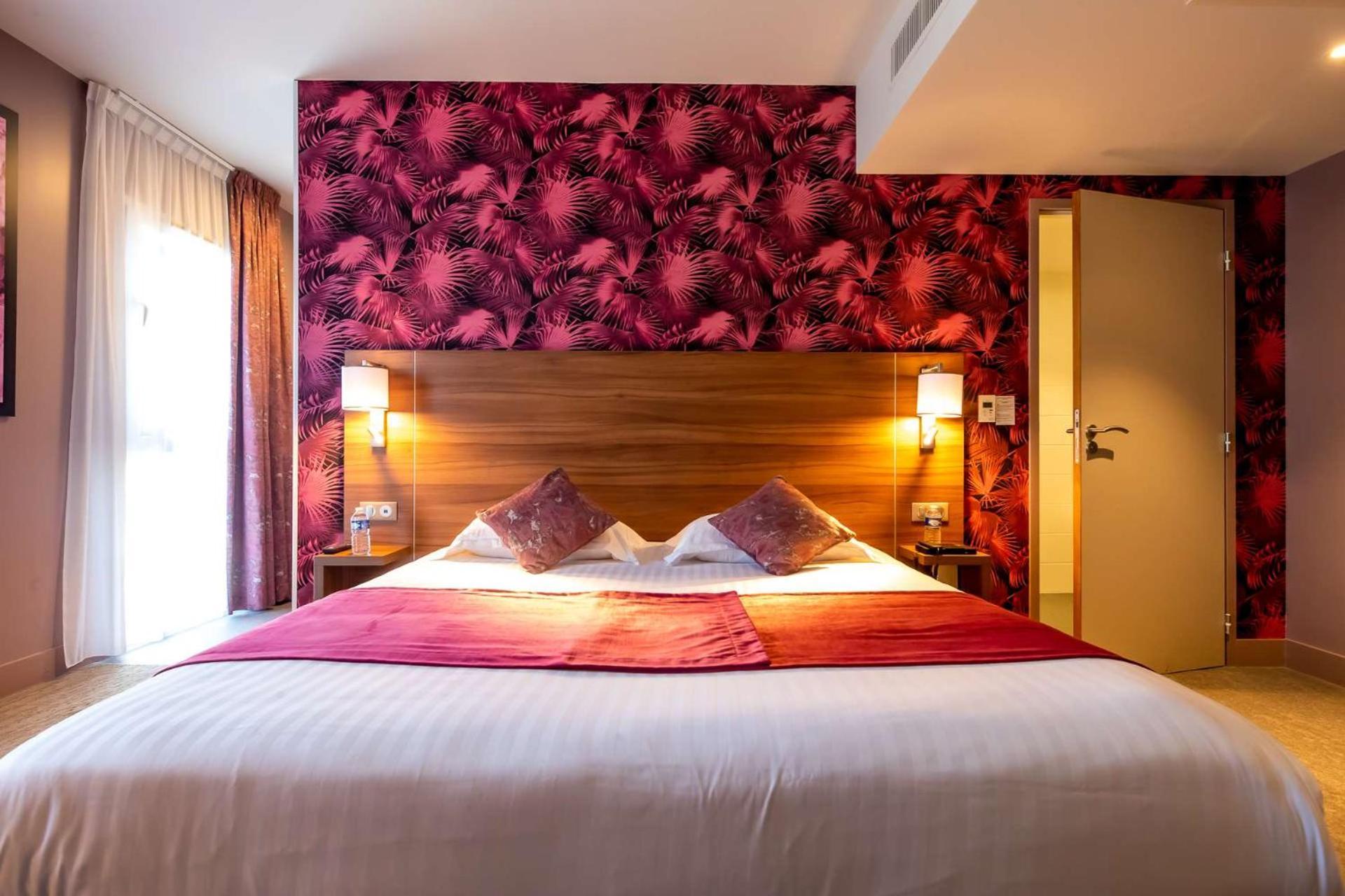 Brit Hotel Eden Spa Honfleur Exteriör bild