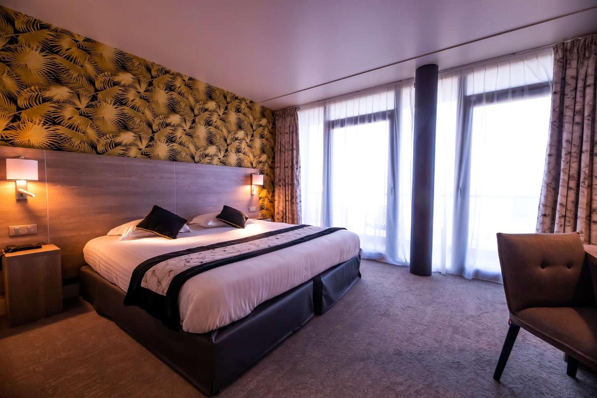 Brit Hotel Eden Spa Honfleur Exteriör bild